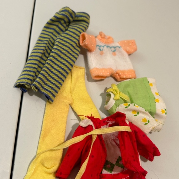 Strawberry Shortcake Clothing Lot - Picture 4 of 4
